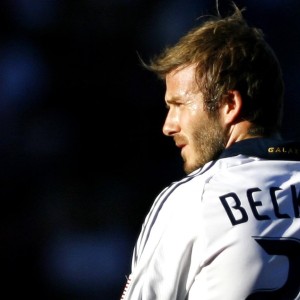 kaiyun登录-巴特勒十场得分狂潮引领惊险胜利，巴黎圣日耳曼极限挑战点燃足球激情，双线狂飙！巴特勒得分风暴与巴黎圣日耳曼热血激战共燃体坛激情